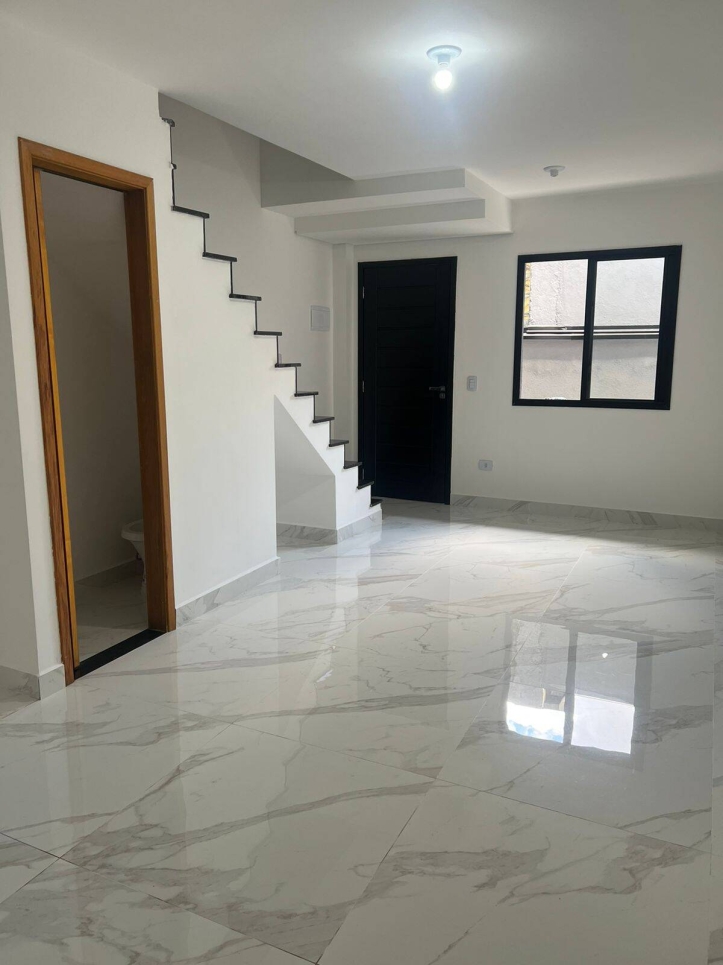 Sobrado à venda com 2 quartos, 65m² - Foto 4