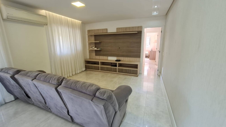 Apartamento à venda com 3 quartos, 146m² - Foto 7