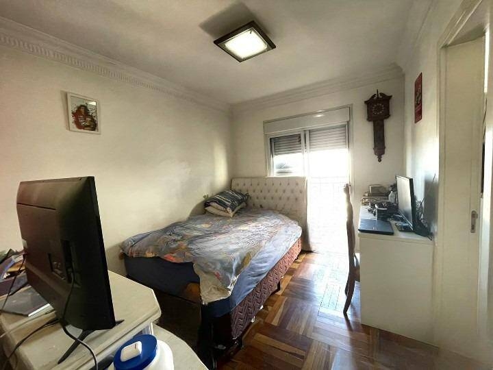 Apartamento à venda com 3 quartos, 177m² - Foto 17