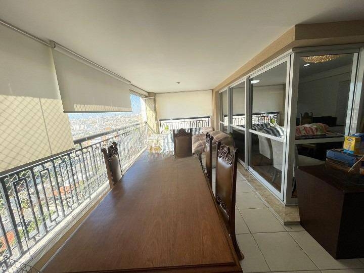 Apartamento à venda com 3 quartos, 177m² - Foto 3