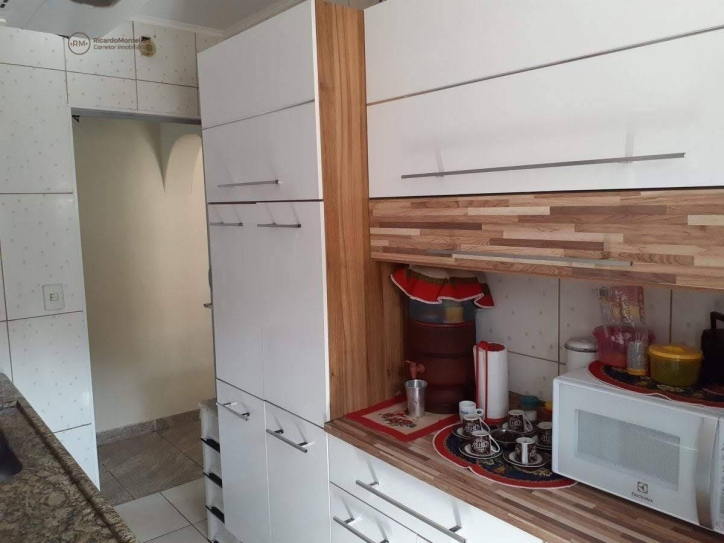 Apartamento à venda com 2 quartos, 69m² - Foto 24