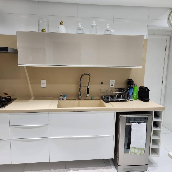 Apartamento à venda com 3 quartos, 142m² - Foto 13