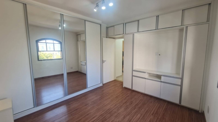 Apartamento à venda com 2 quartos, 76m² - Foto 18