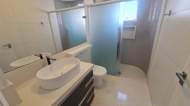 Apartamento à venda com 2 quartos, 76m² - Foto 15