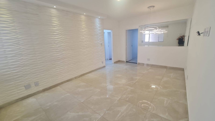 Apartamento à venda com 2 quartos, 76m² - Foto 3