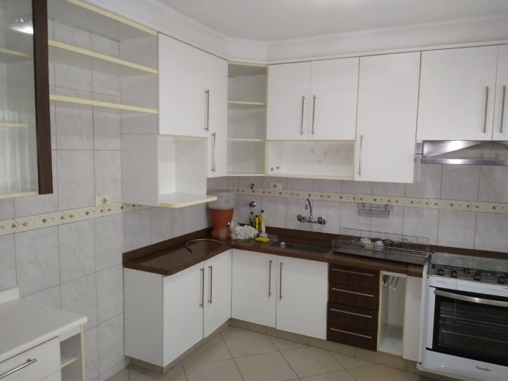 Casa à venda com 3 quartos, 245m² - Foto 4