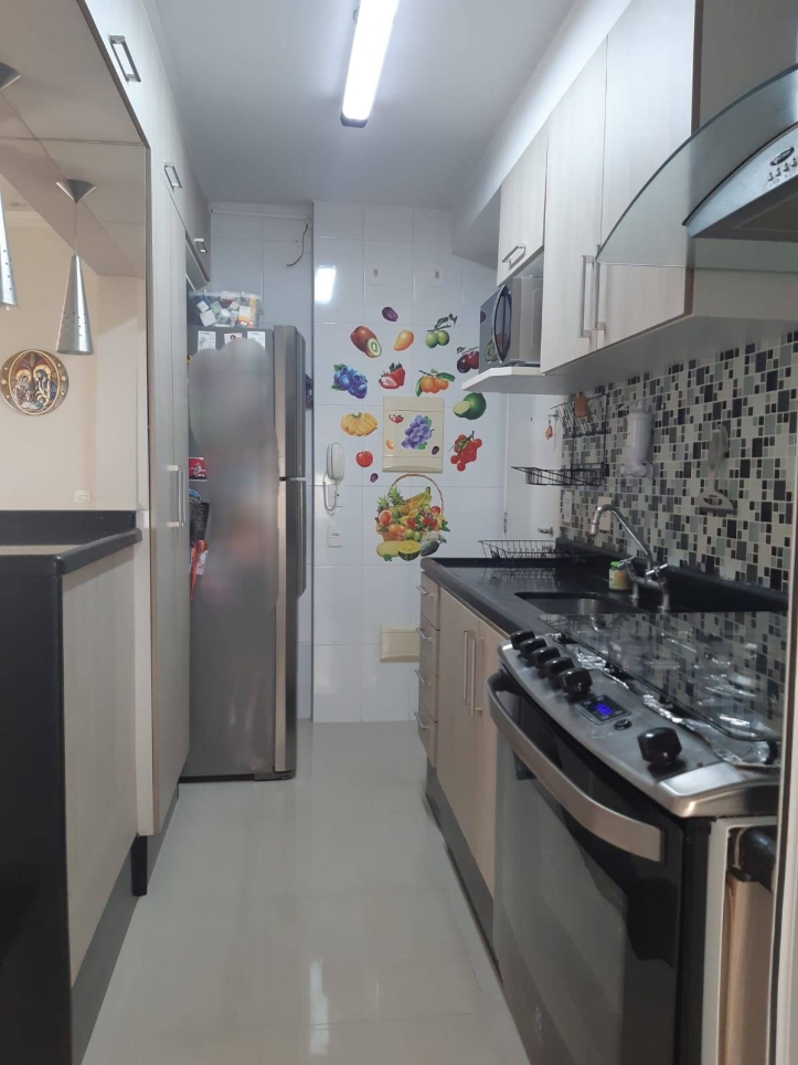 Apartamento à venda com 3 quartos, 107m² - Foto 19