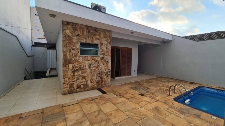 Casa à venda com 3 quartos, 337m² - Foto 36