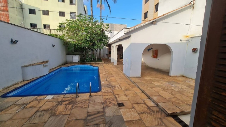 Casa à venda com 3 quartos, 337m² - Foto 39