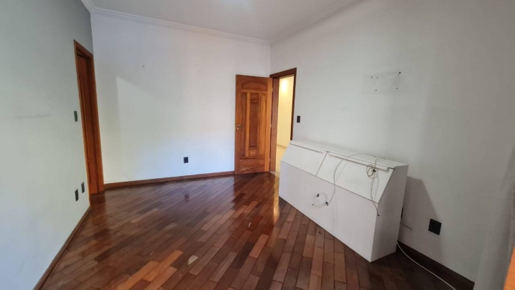 Casa à venda com 3 quartos, 337m² - Foto 24