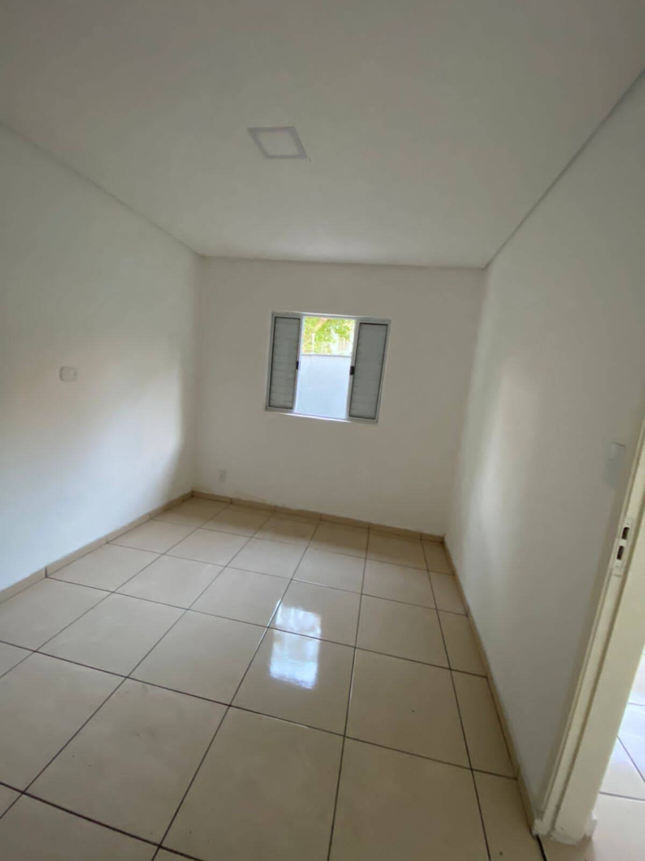 Casa para alugar com 8 quartos, 300m² - Foto 10