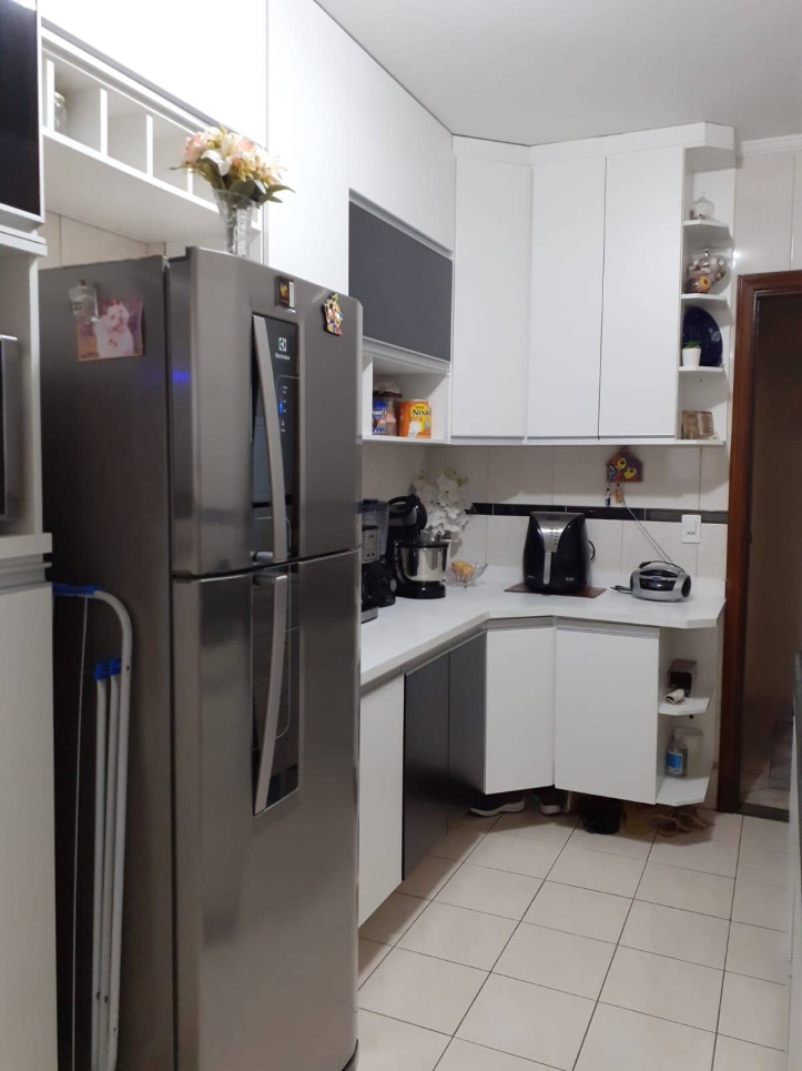 Apartamento à venda com 2 quartos, 78m² - Foto 12