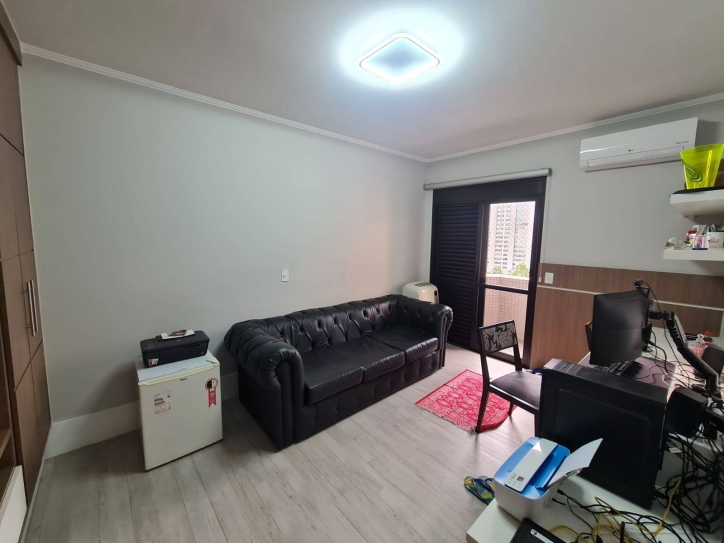 Apartamento à venda com 4 quartos, 230m² - Foto 37