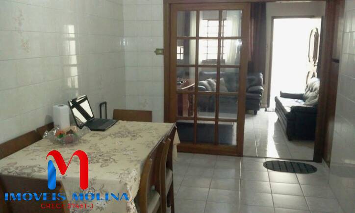 Casa à venda com 2 quartos, 110m² - Foto 2