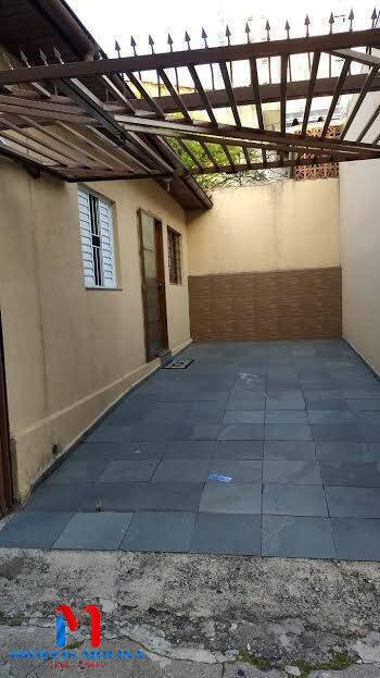 Casa à venda com 2 quartos, 110m² - Foto 1