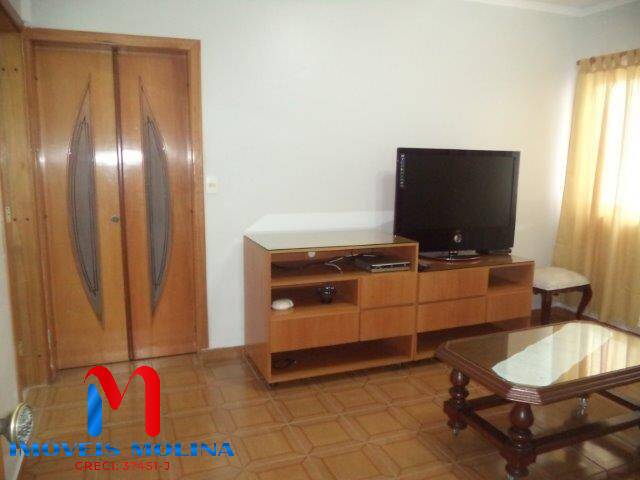 Apartamento à venda com 2 quartos, 75m² - Foto 1