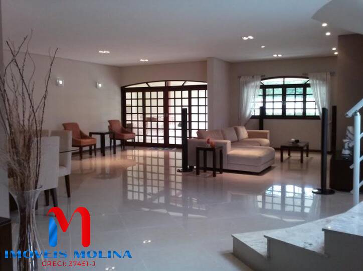 Casa à venda com 3 quartos, 405m² - Foto 2