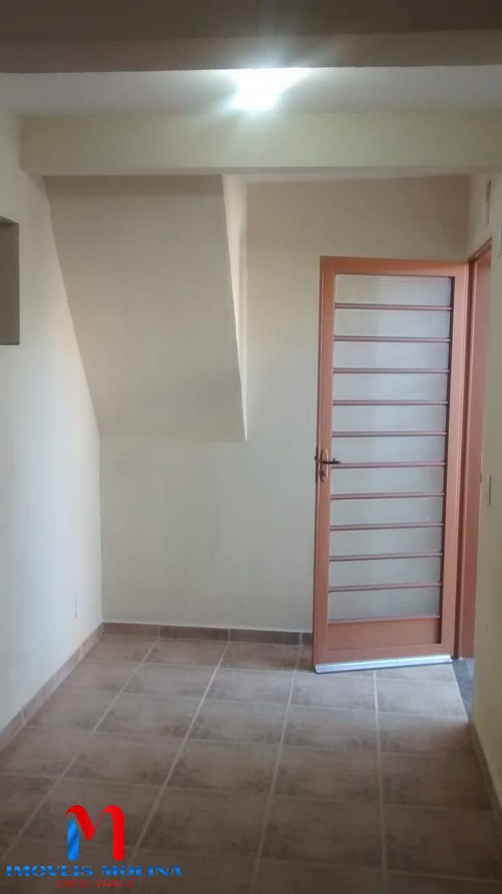 Casa à venda com 2 quartos, 260m² - Foto 9