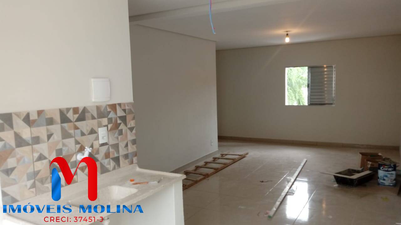 Casa à venda com 2 quartos, 260m² - Foto 3