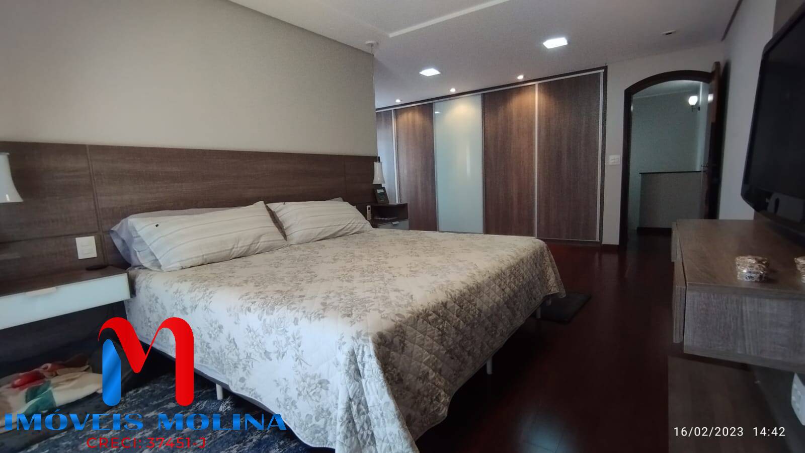 Apartamento à venda com 3 quartos, 316m² - Foto 23