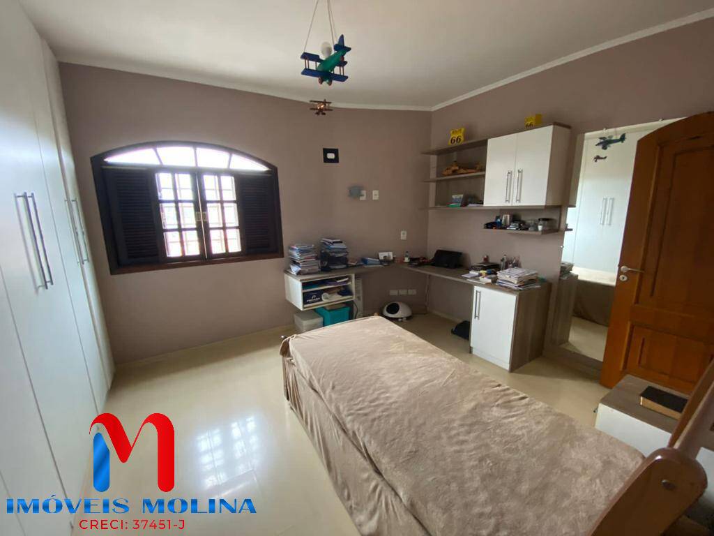 Casa à venda com 3 quartos, 188m² - Foto 14