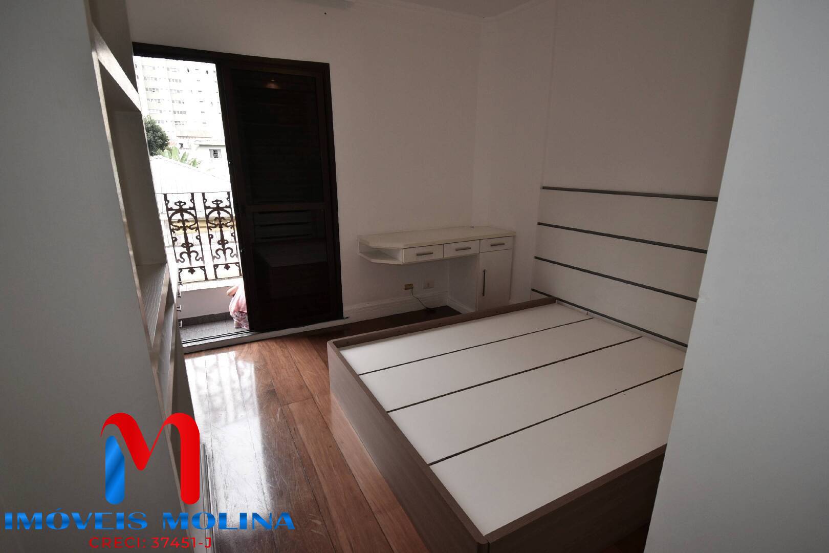 Apartamento à venda com 3 quartos, 131m² - Foto 10