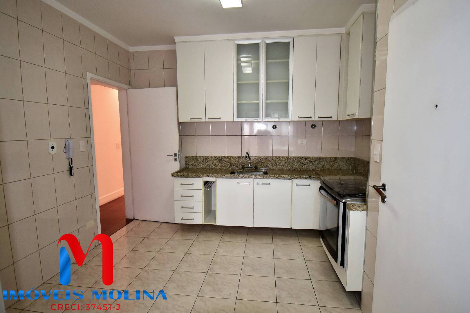 Apartamento à venda com 3 quartos, 131m² - Foto 5