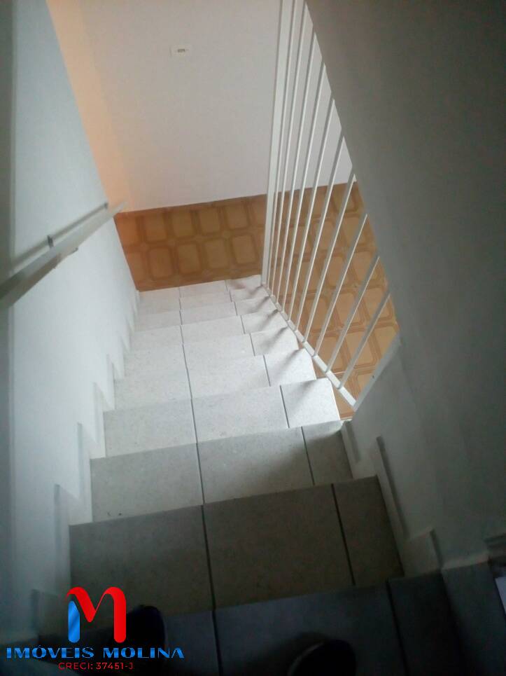 Sobrado para alugar com 2 quartos, 60m² - Foto 6