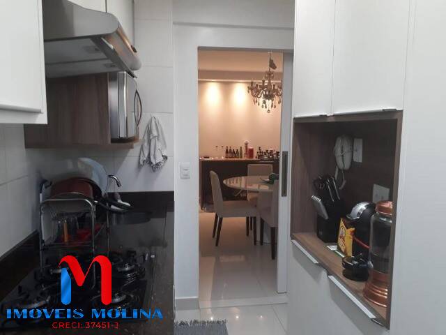 Apartamento à venda com 2 quartos, 65m² - Foto 3