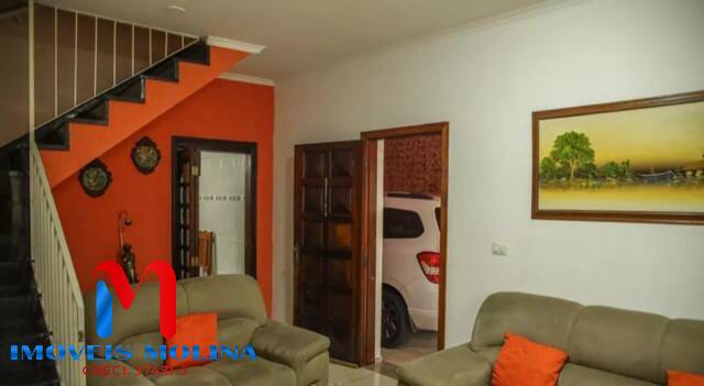 Casa à venda com 3 quartos, 143m² - Foto 1