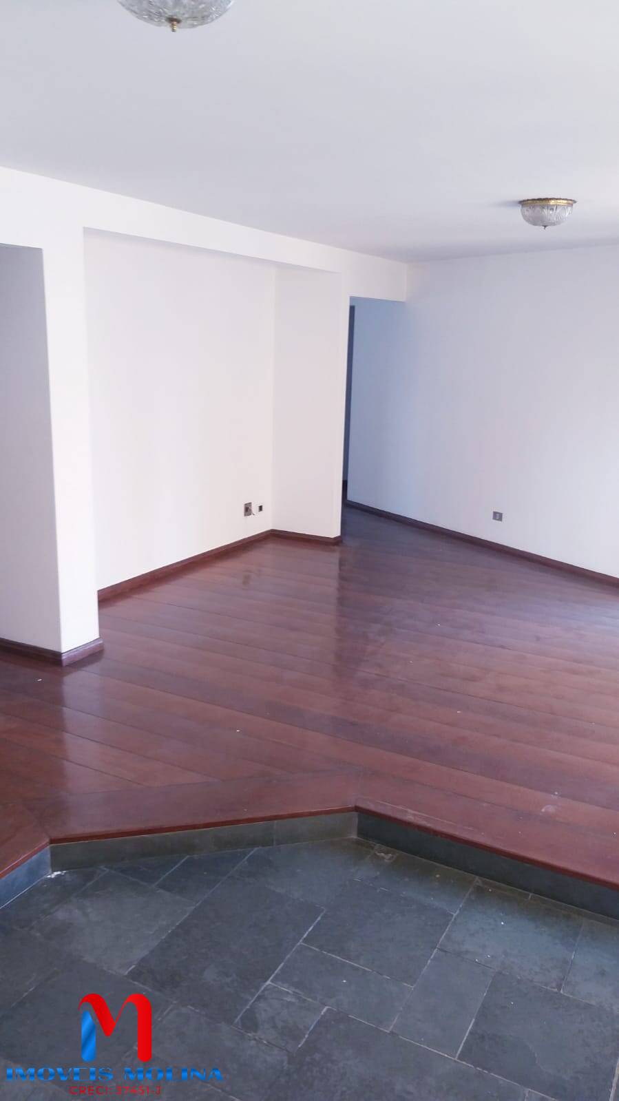 Apartamento à venda com 2 quartos, 138m² - Foto 3