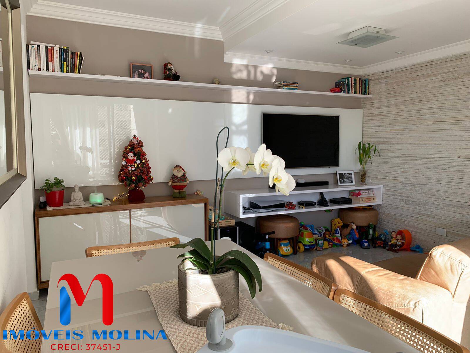 Apartamento à venda com 2 quartos, 65m² - Foto 4