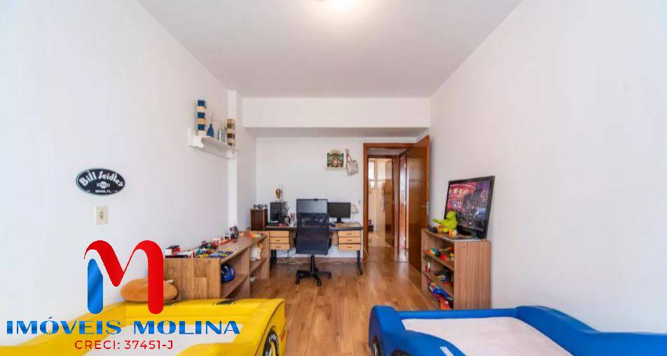 Apartamento à venda com 4 quartos, 180m² - Foto 25