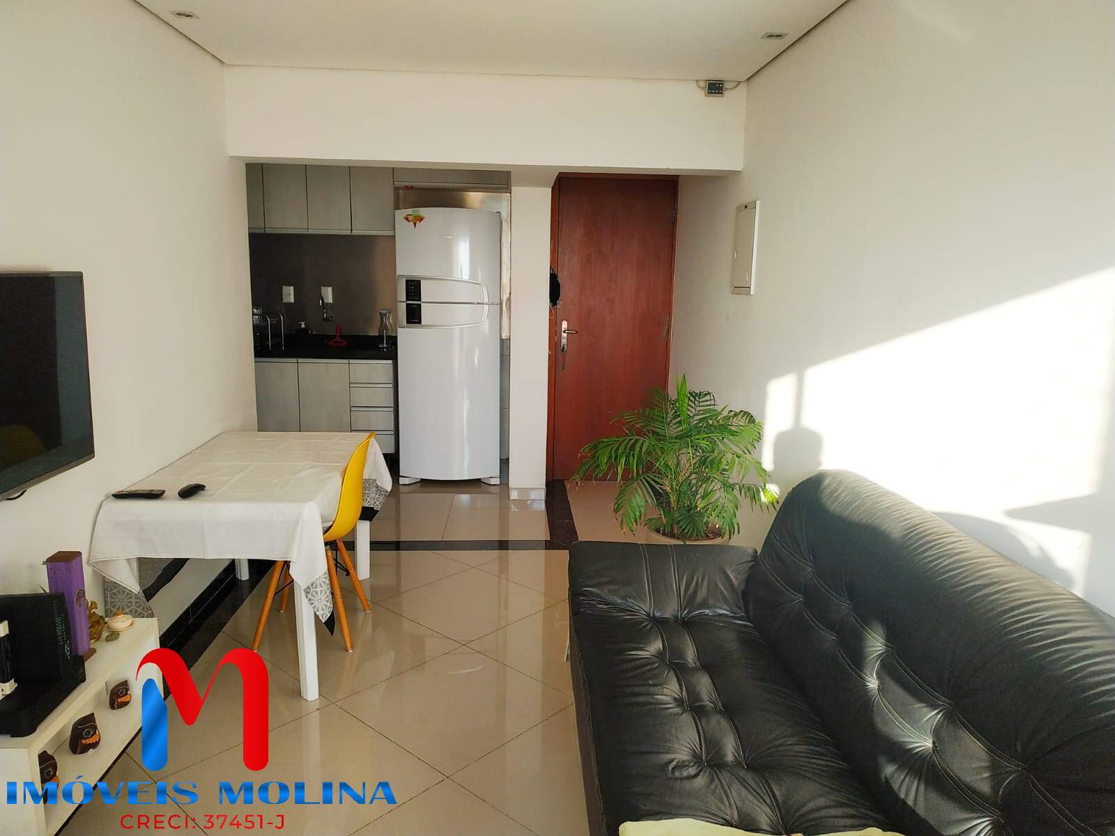 Apartamento à venda com 2 quartos, 52m² - Foto 3