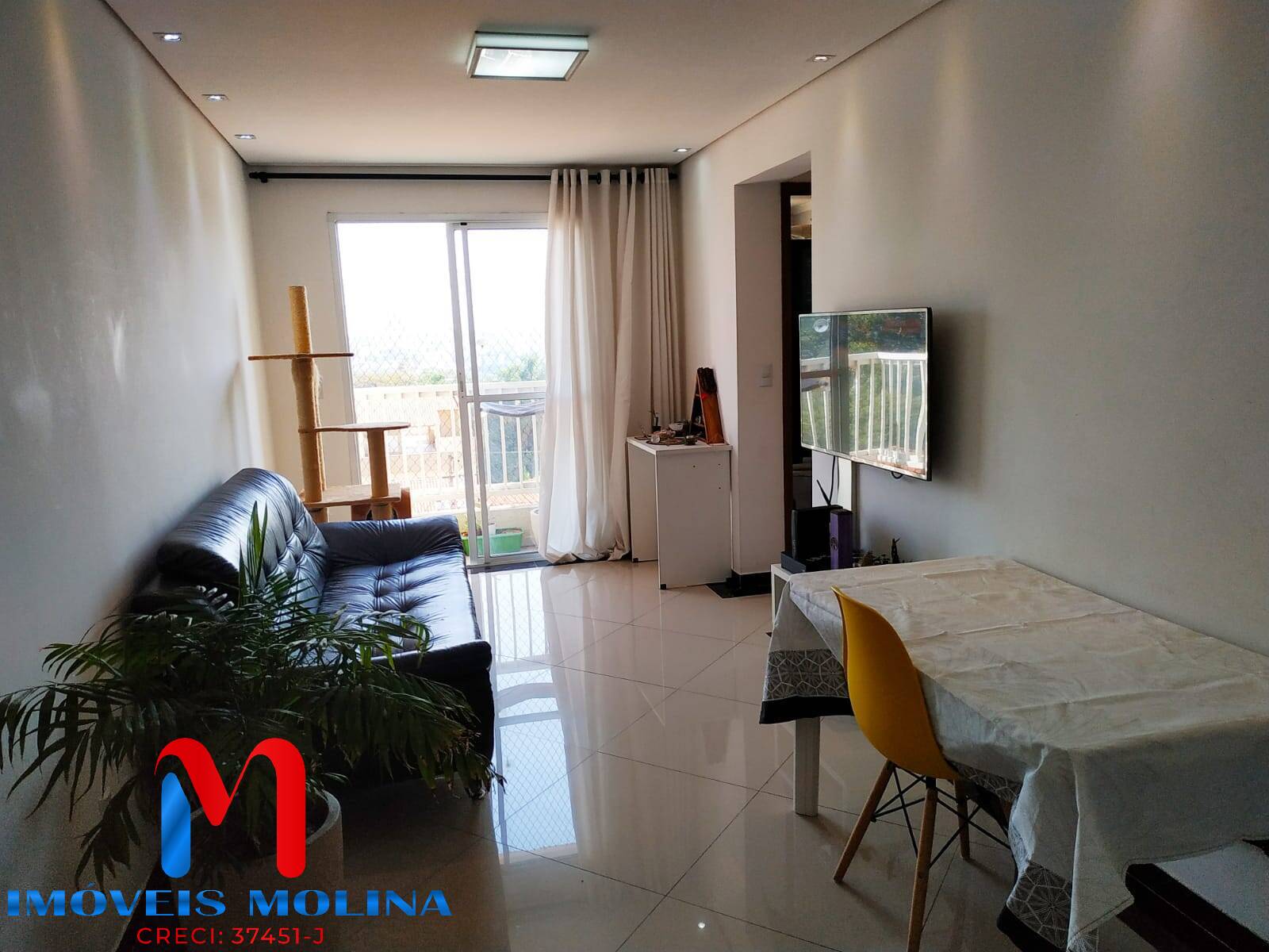 Apartamento à venda com 2 quartos, 52m² - Foto 2