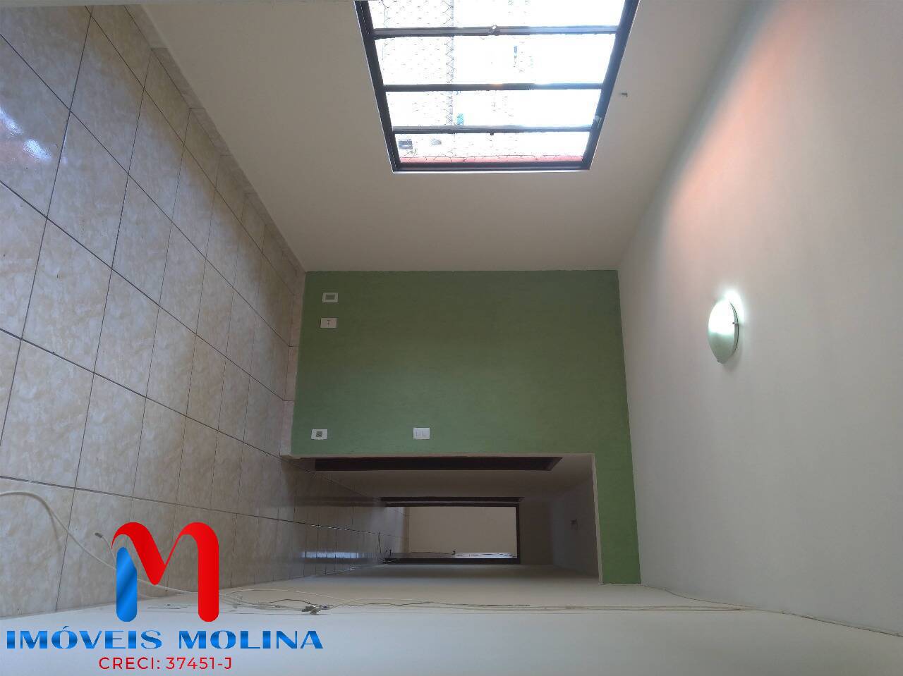 Apartamento à venda com 2 quartos, 60m² - Foto 2