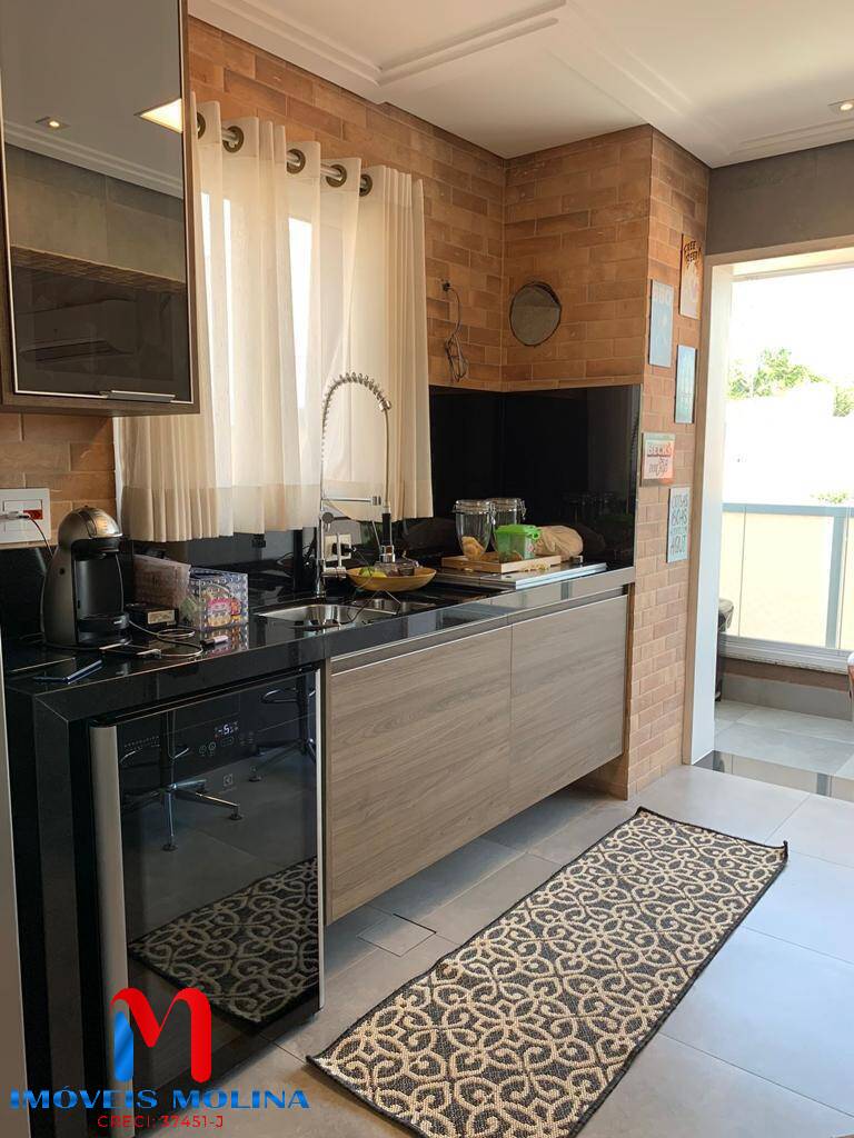 Apartamento à venda com 4 quartos, 205m² - Foto 12