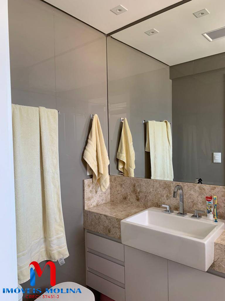 Apartamento à venda com 4 quartos, 205m² - Foto 18