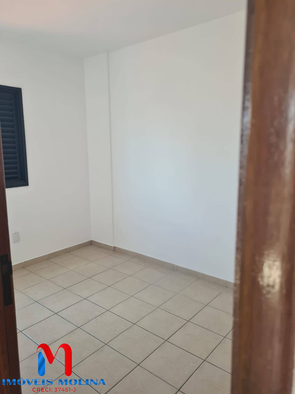 Apartamento para alugar com 3 quartos, 75m² - Foto 6