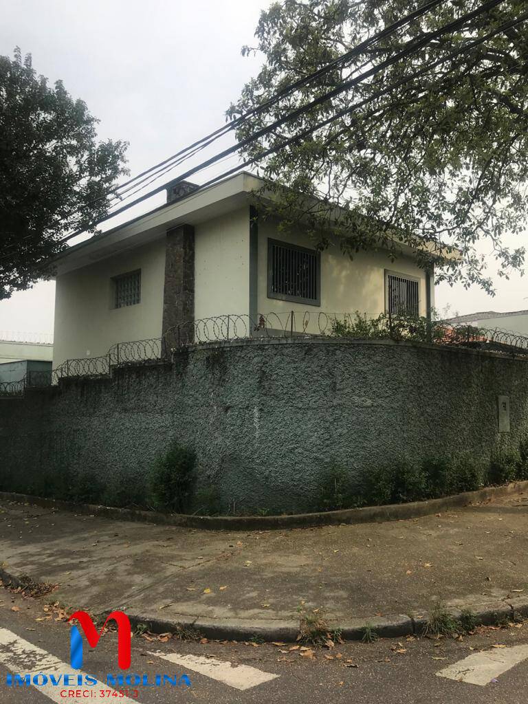 Sobrado à venda e aluguel com 4 quartos, 240m² - Foto 2