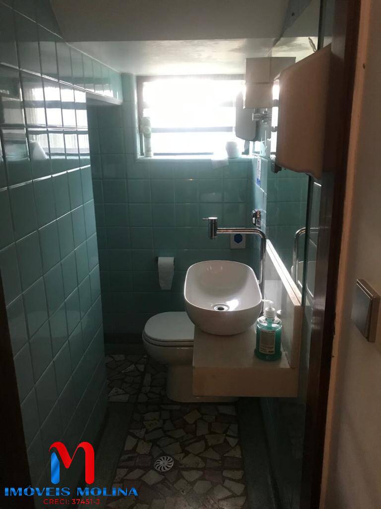 Sobrado à venda e aluguel com 4 quartos, 240m² - Foto 21