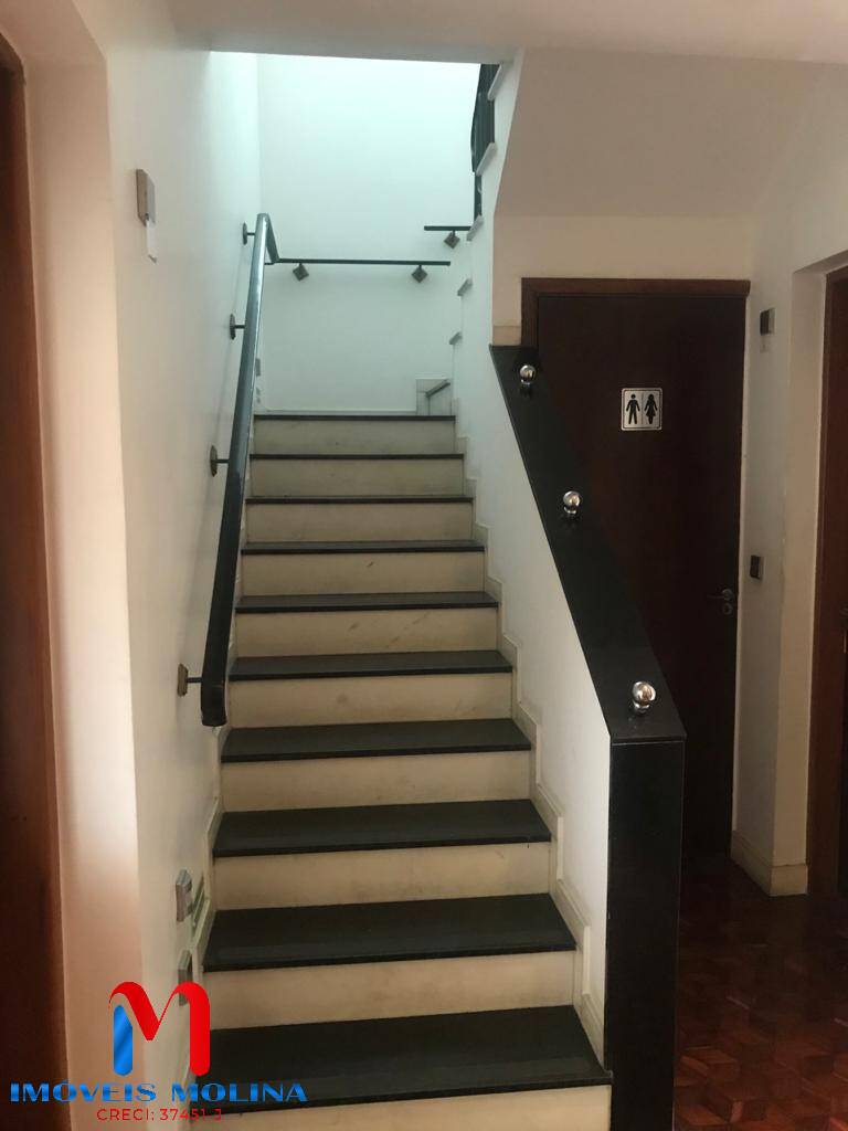 Sobrado à venda e aluguel com 4 quartos, 240m² - Foto 13