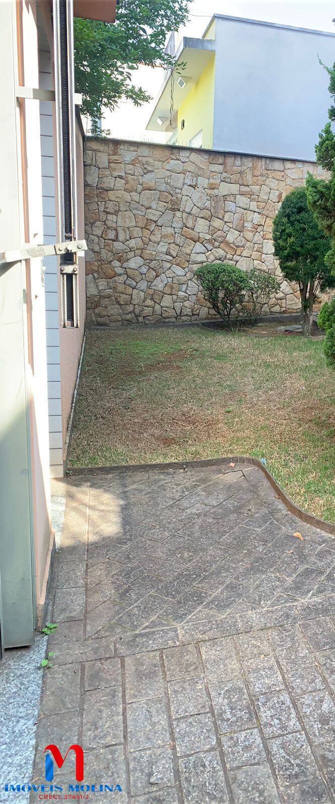 Sobrado à venda com 3 quartos, 210m² - Foto 4