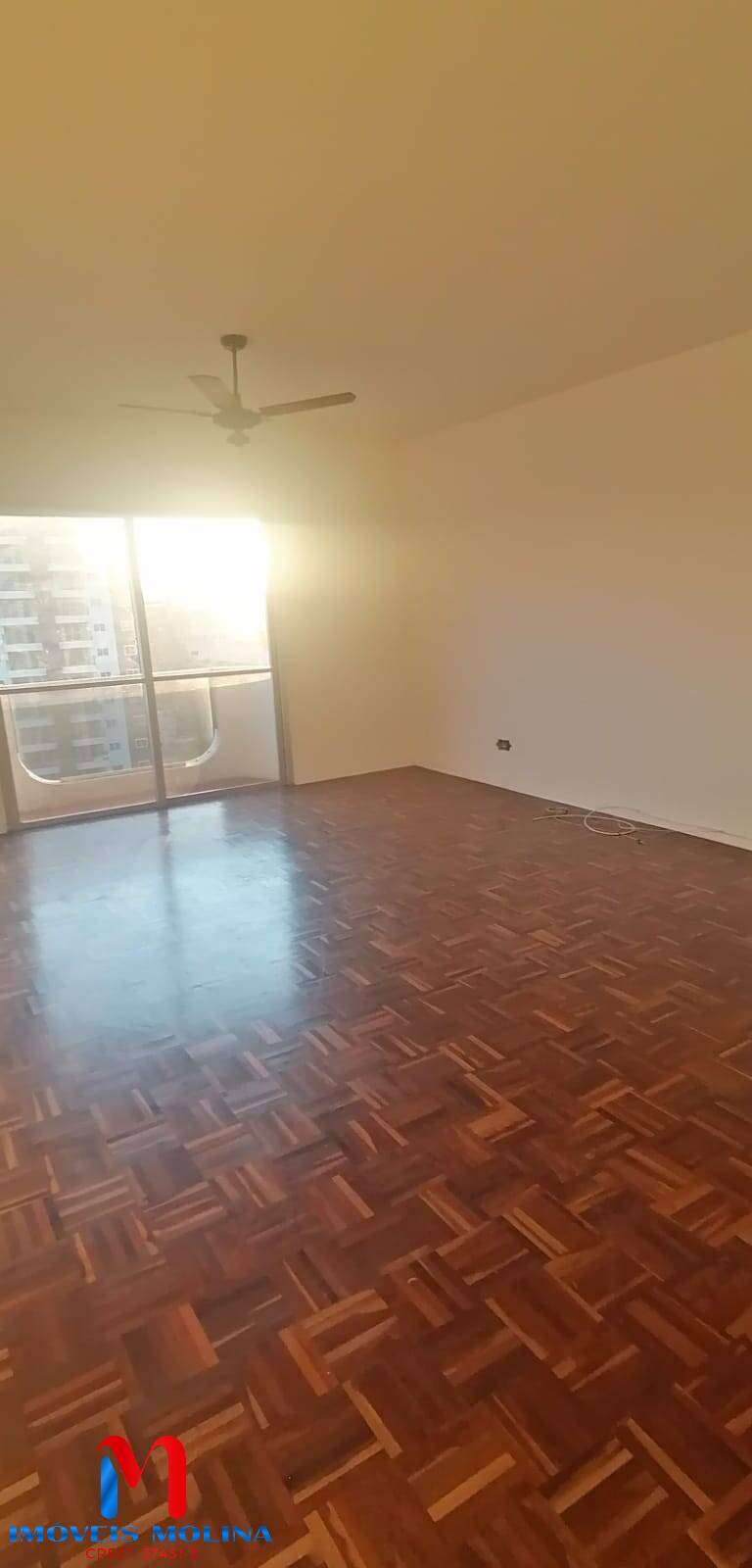 Apartamento à venda com 3 quartos, 95m² - Foto 3