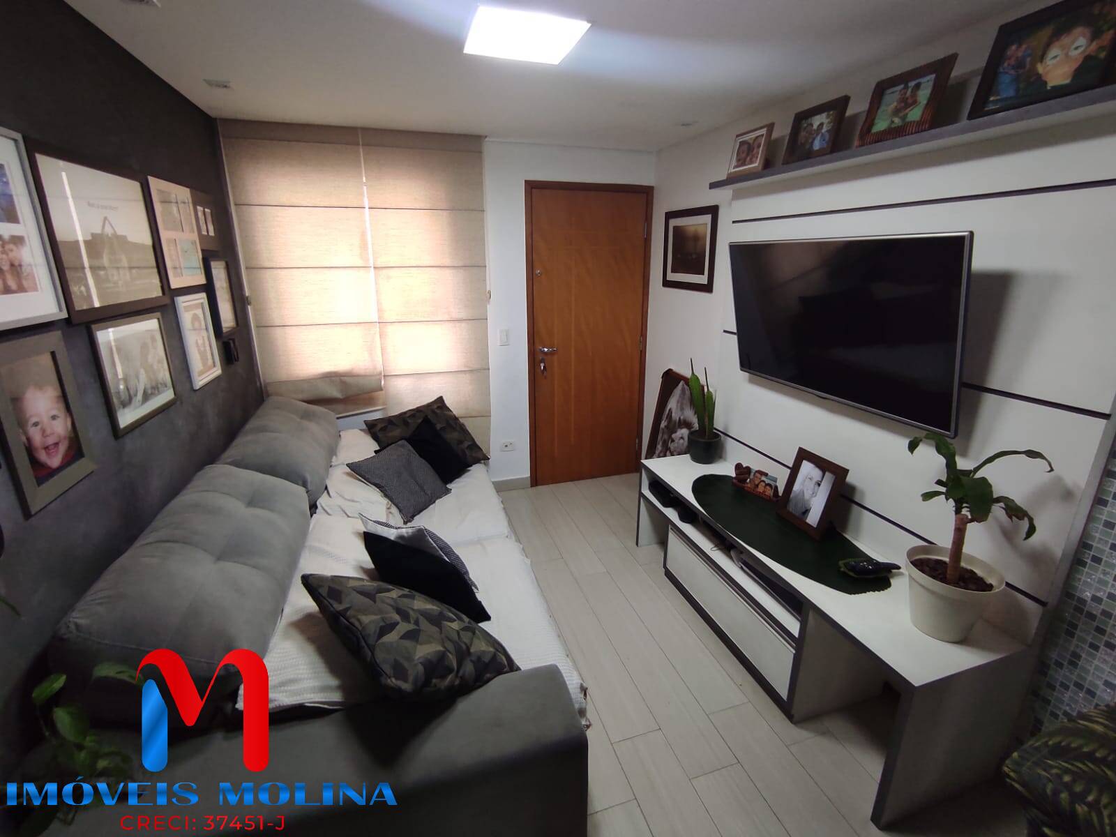 Apartamento à venda com 2 quartos, 56m² - Foto 1