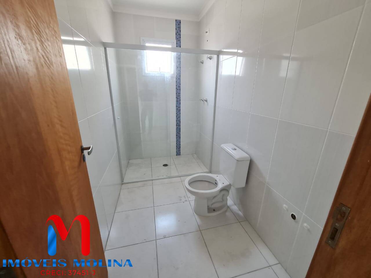 Casa à venda com 3 quartos, 250m² - Foto 4