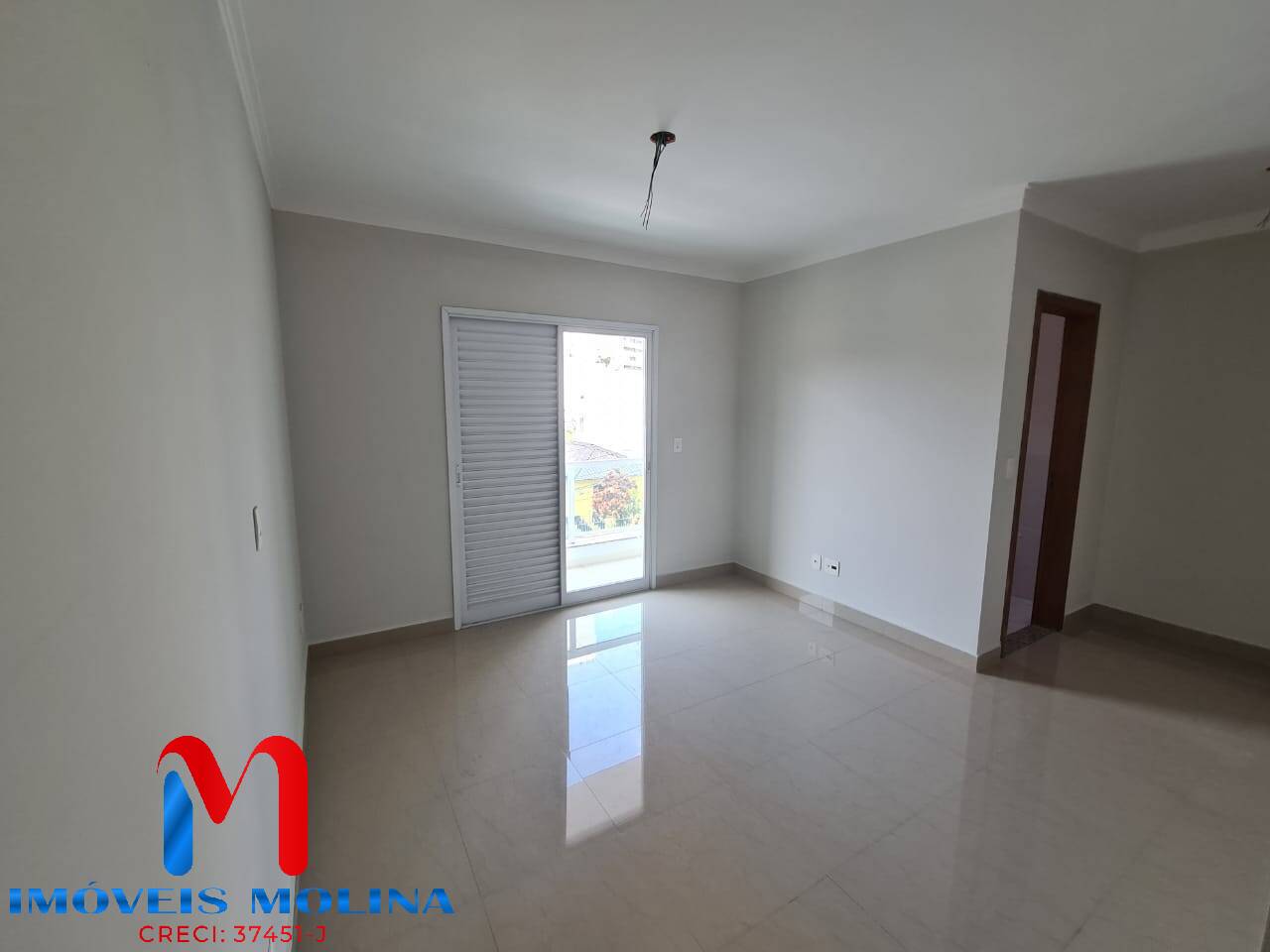 Casa à venda com 3 quartos, 250m² - Foto 14