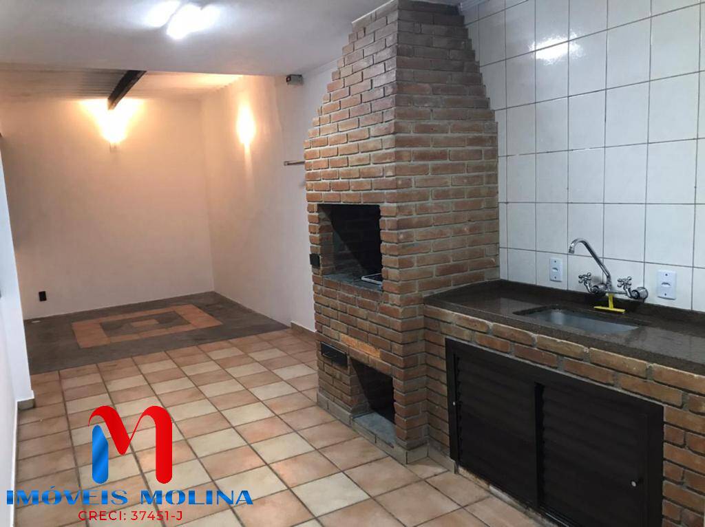 Casa à venda com 3 quartos, 240m² - Foto 9