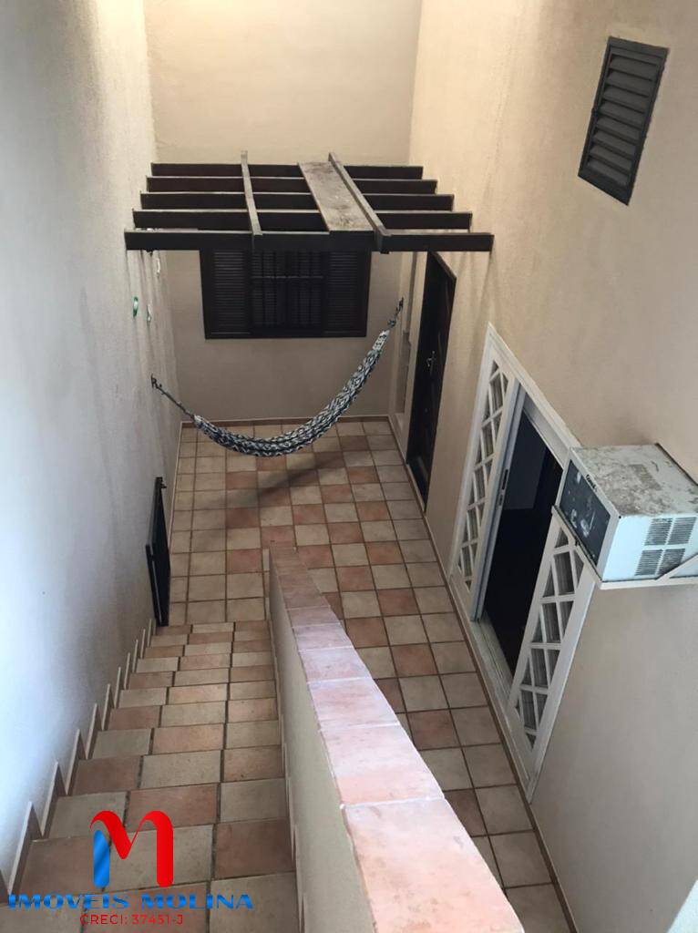 Casa à venda com 3 quartos, 240m² - Foto 13