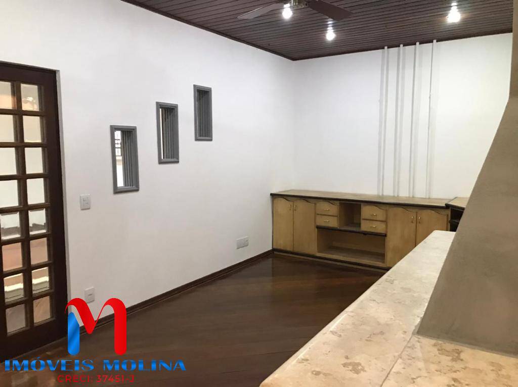 Casa à venda com 3 quartos, 240m² - Foto 32